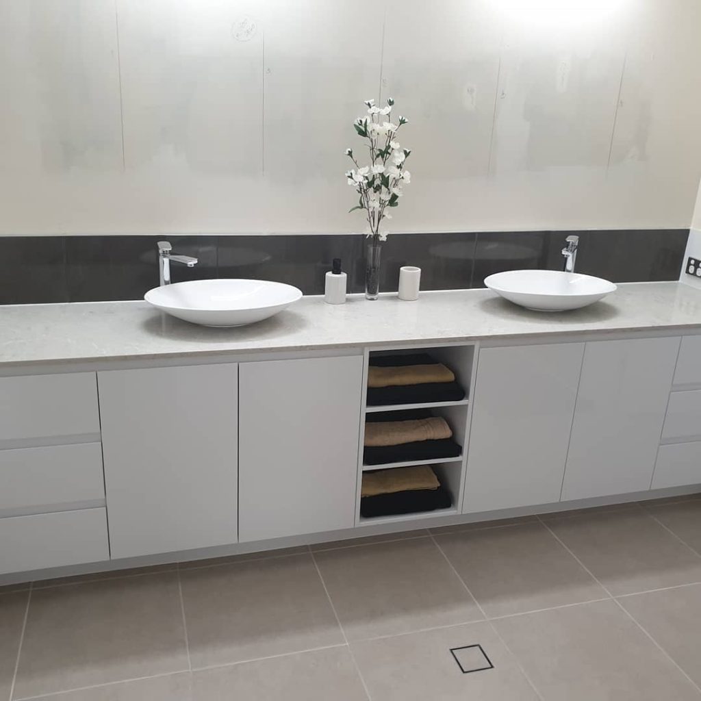 Bathroom Vanity With Sink In Gympie QLD 4570