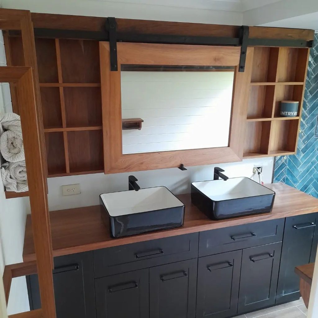 Mirror Cabinet In Gympie